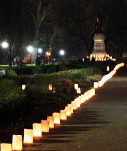 Schiller Park Statue