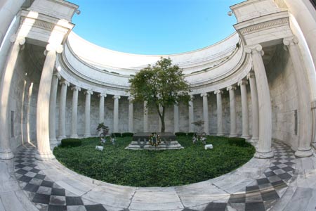 Interior of Harding Memorial