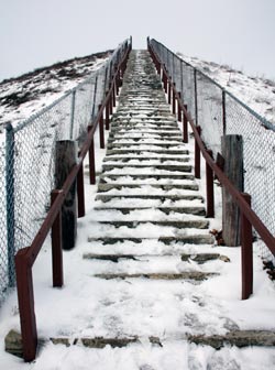 Stairway to top of the mound